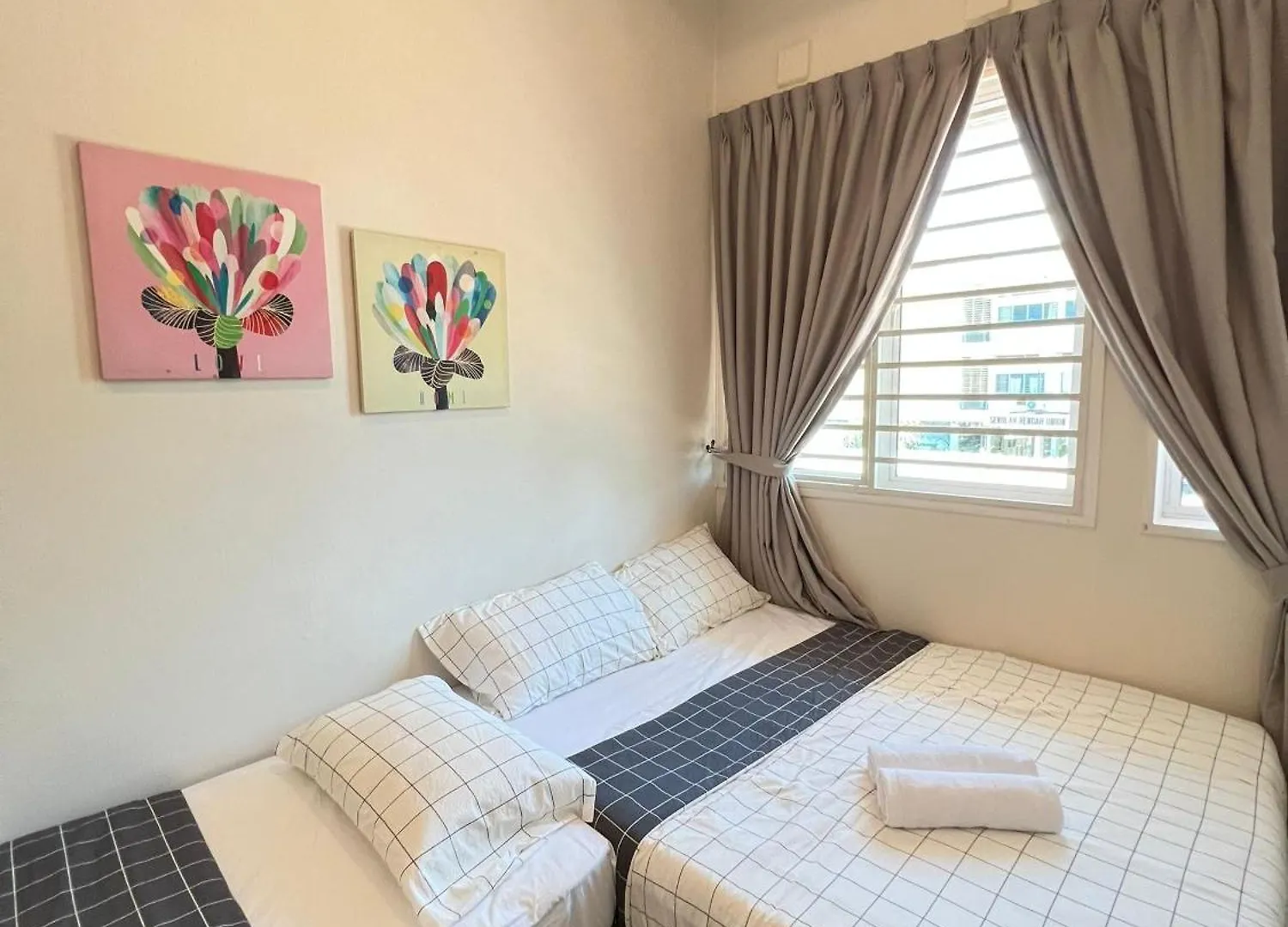 Myroom @ Mandalay Georgetown, Off Jln Burma, Gurney Drive Maleisië